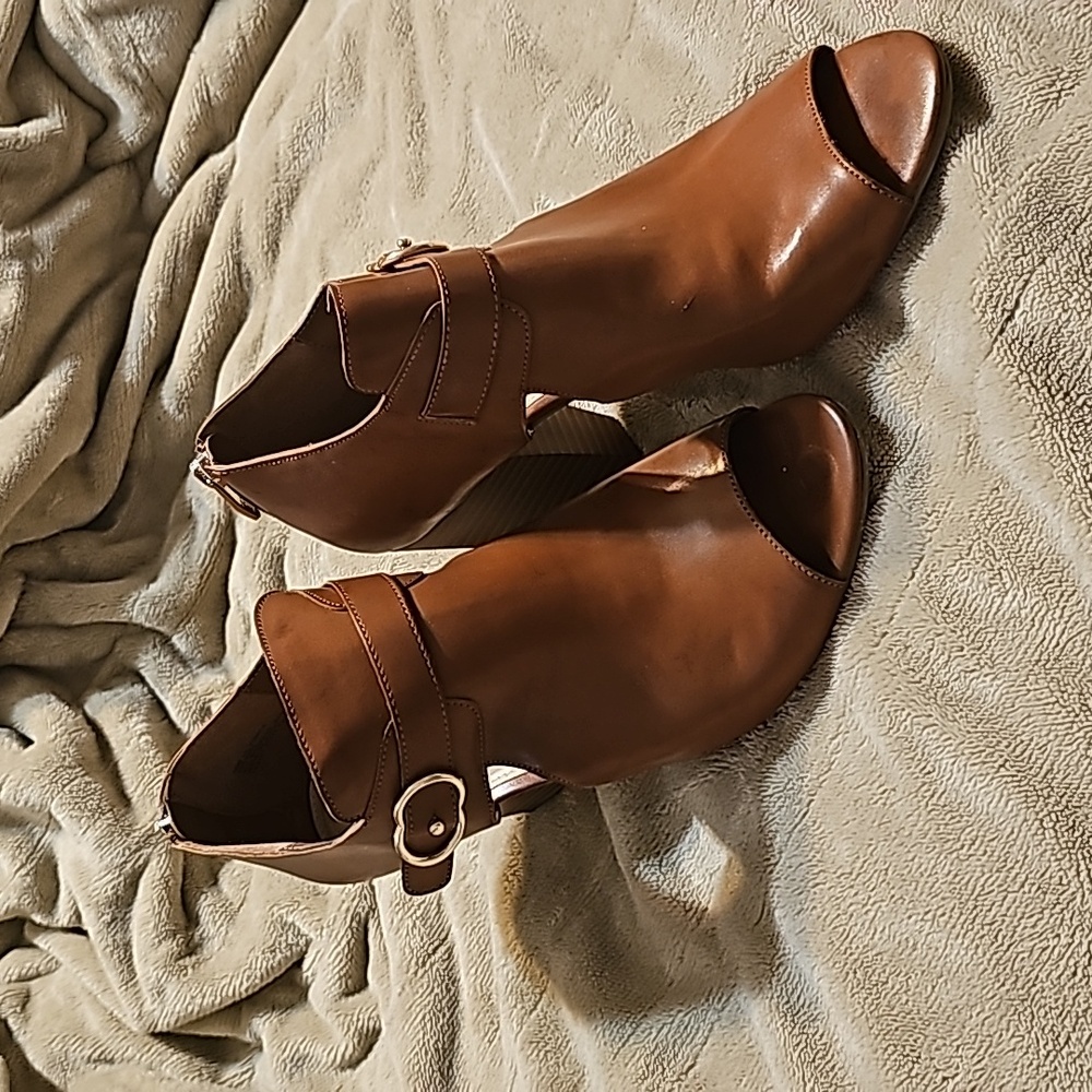 Liz Claiborne